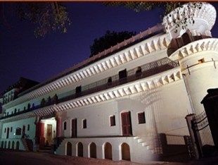 Alipura Palace